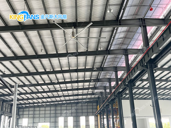 廠房通風(fēng)降溫手段 大型工業(yè)風(fēng)扇的三點(diǎn)優(yōu)勢(shì)